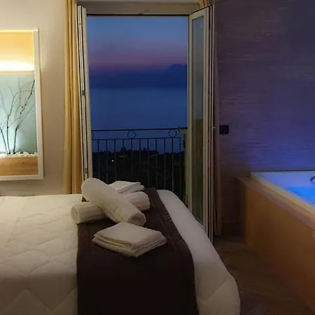 Le Di Pizzo Luxury Rooms&spa Affittacamere *