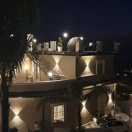 Le Di Pizzo Luxury Rooms&spa Affittacamere *